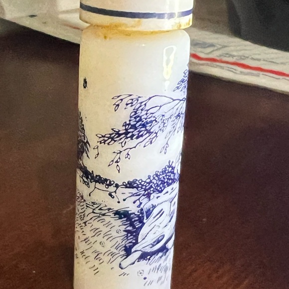 1970s EMPTY Reverie Eau De Parfume by Tuvache, Victorian scene - Picture 6 of 9